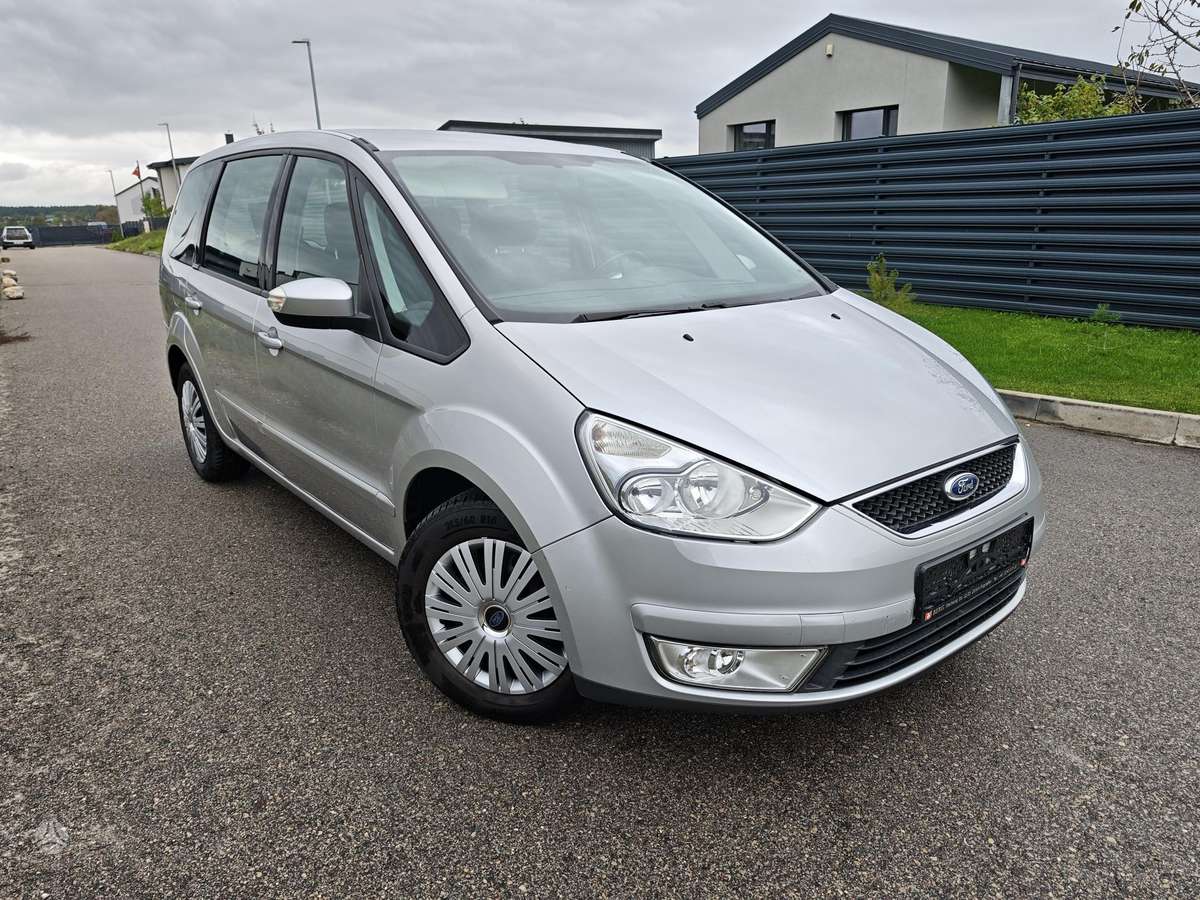 Ford Galaxy 2007 — салон
