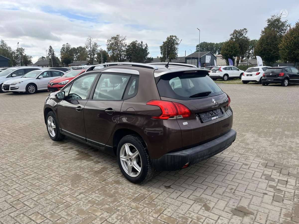 Peugeot 2008 2013 — photo 9