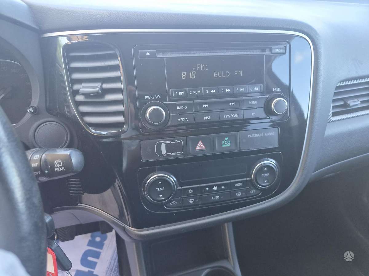 Mitsubishi Outlander 2014 — photo 10