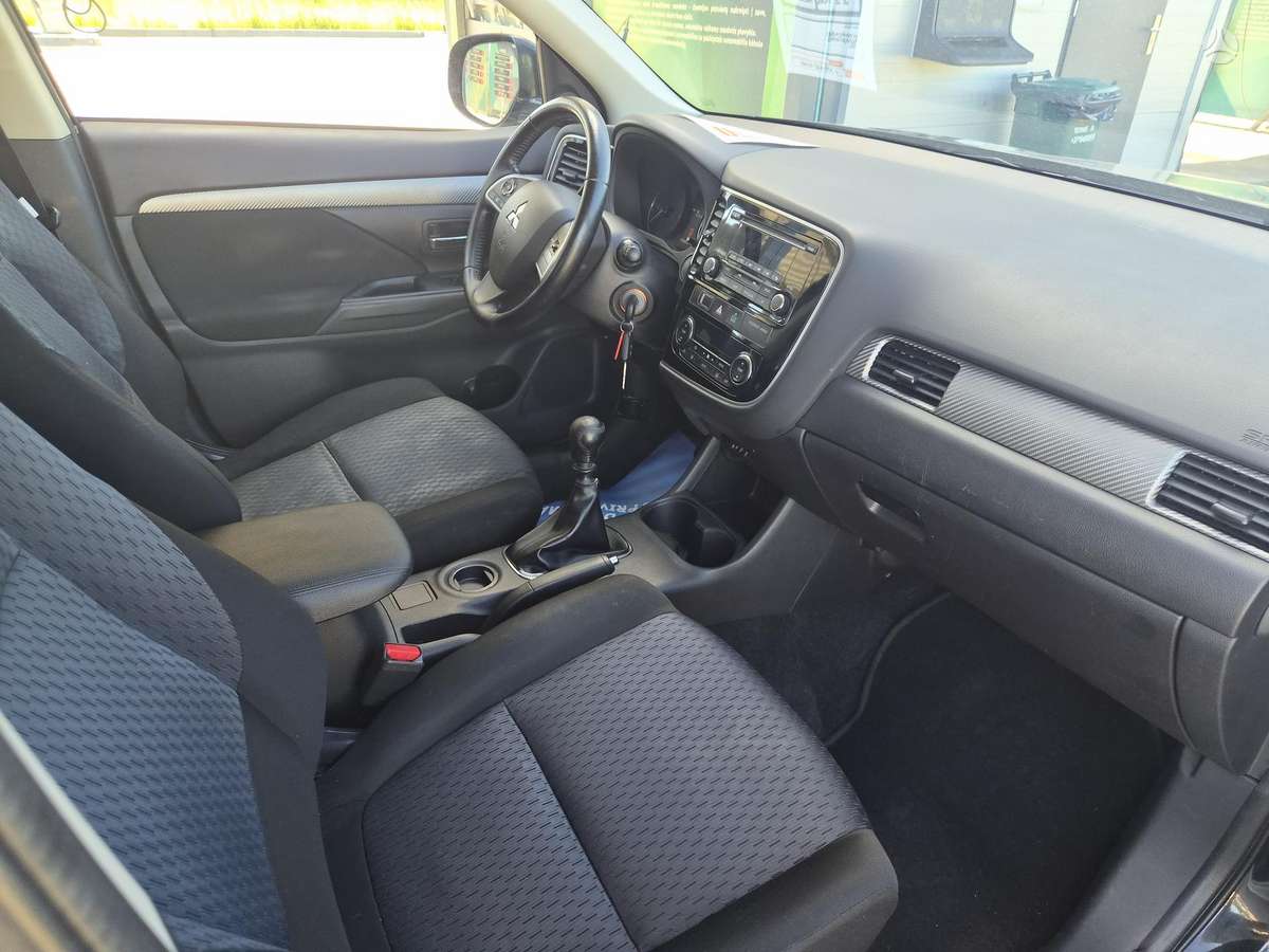 Mitsubishi Outlander 2014 — photo 7