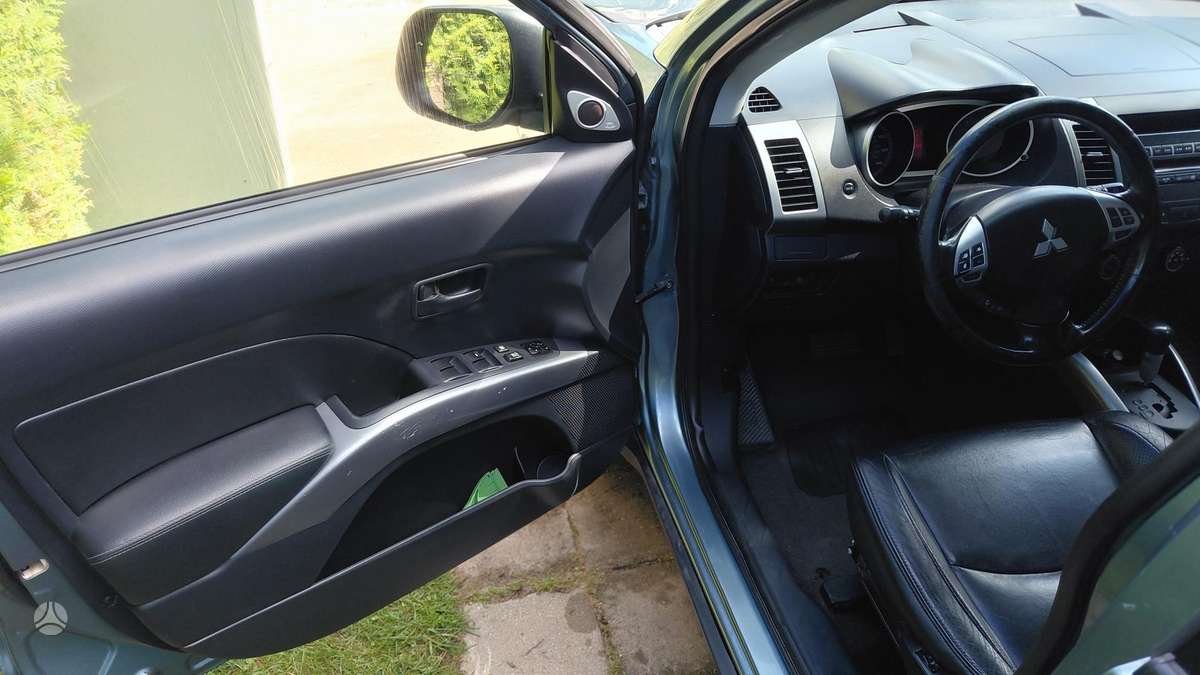 Mitsubishi Outlander 2008 — photo 14