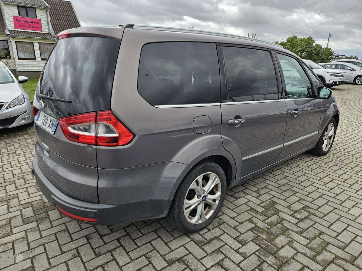 Ford Galaxy 2012 — interior