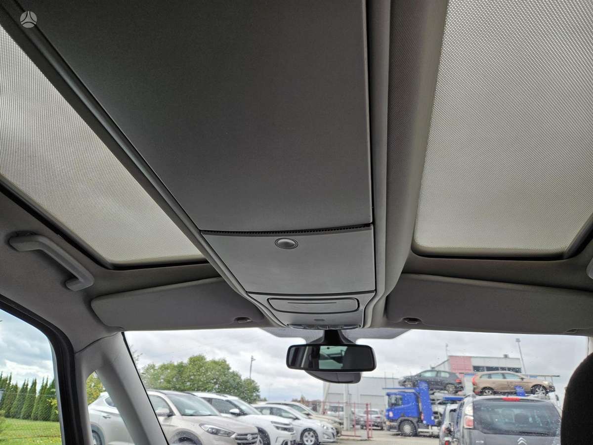 Ford Galaxy 2012 — photo 6