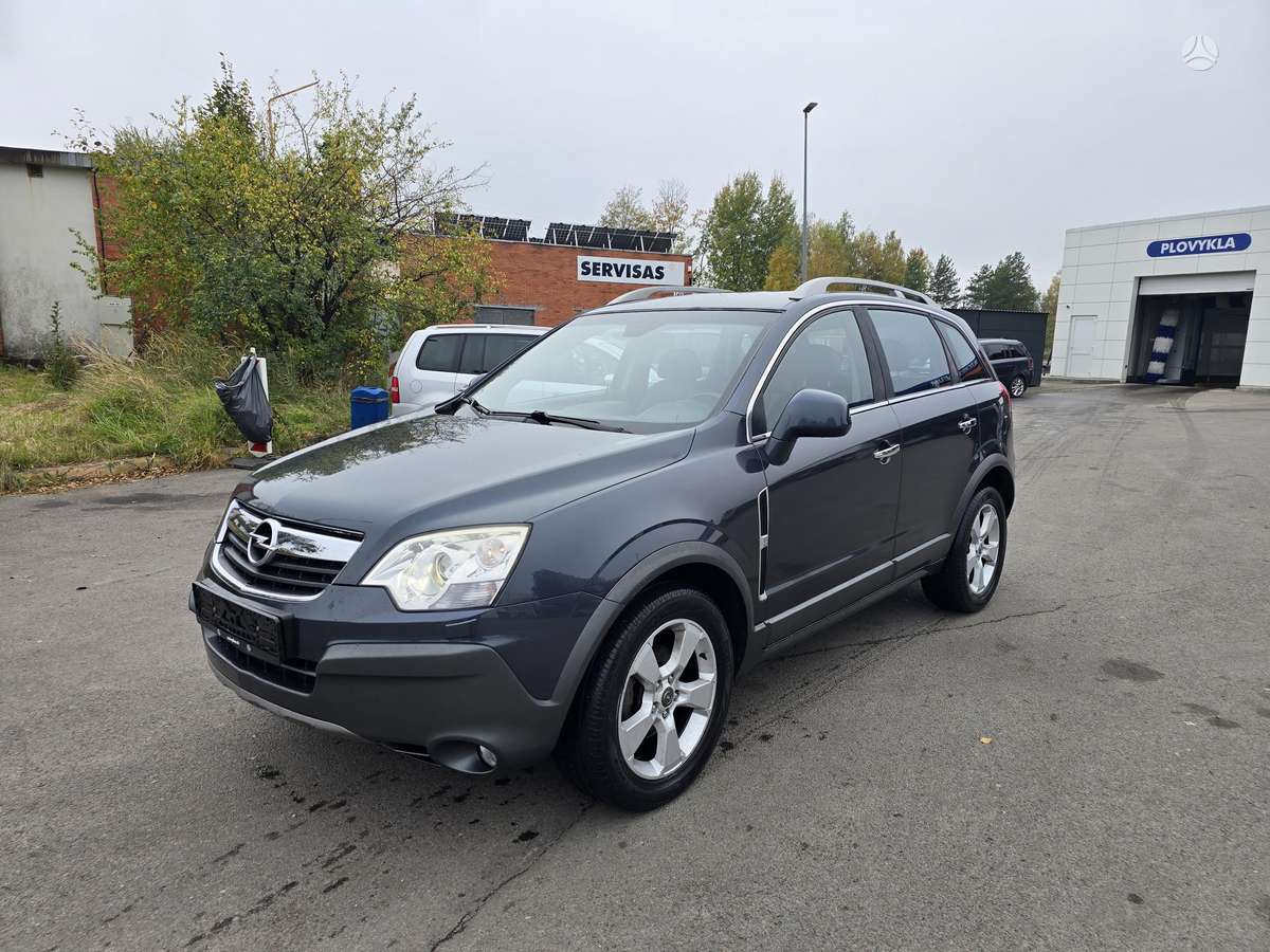 Opel Antara 2007 — rear view