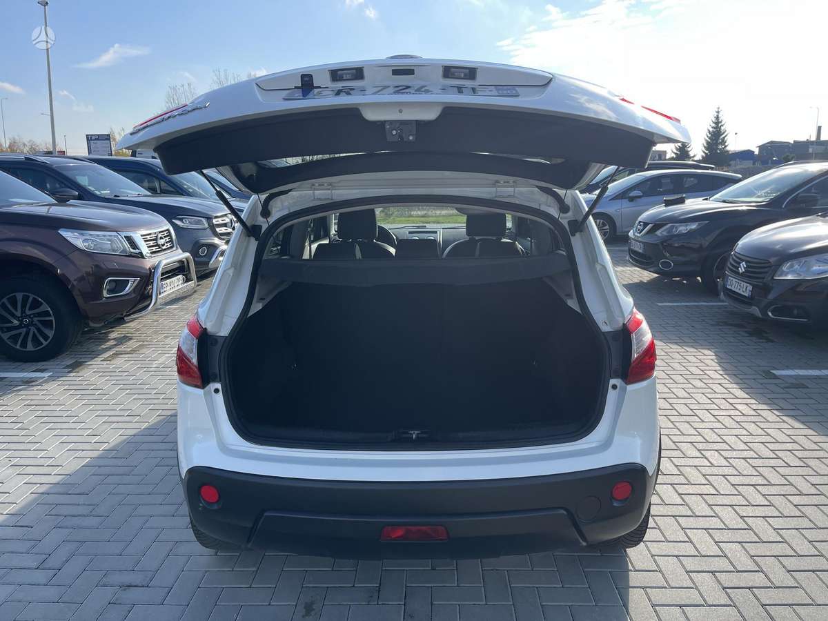 Nissan Qashqai 2013 — photo 12