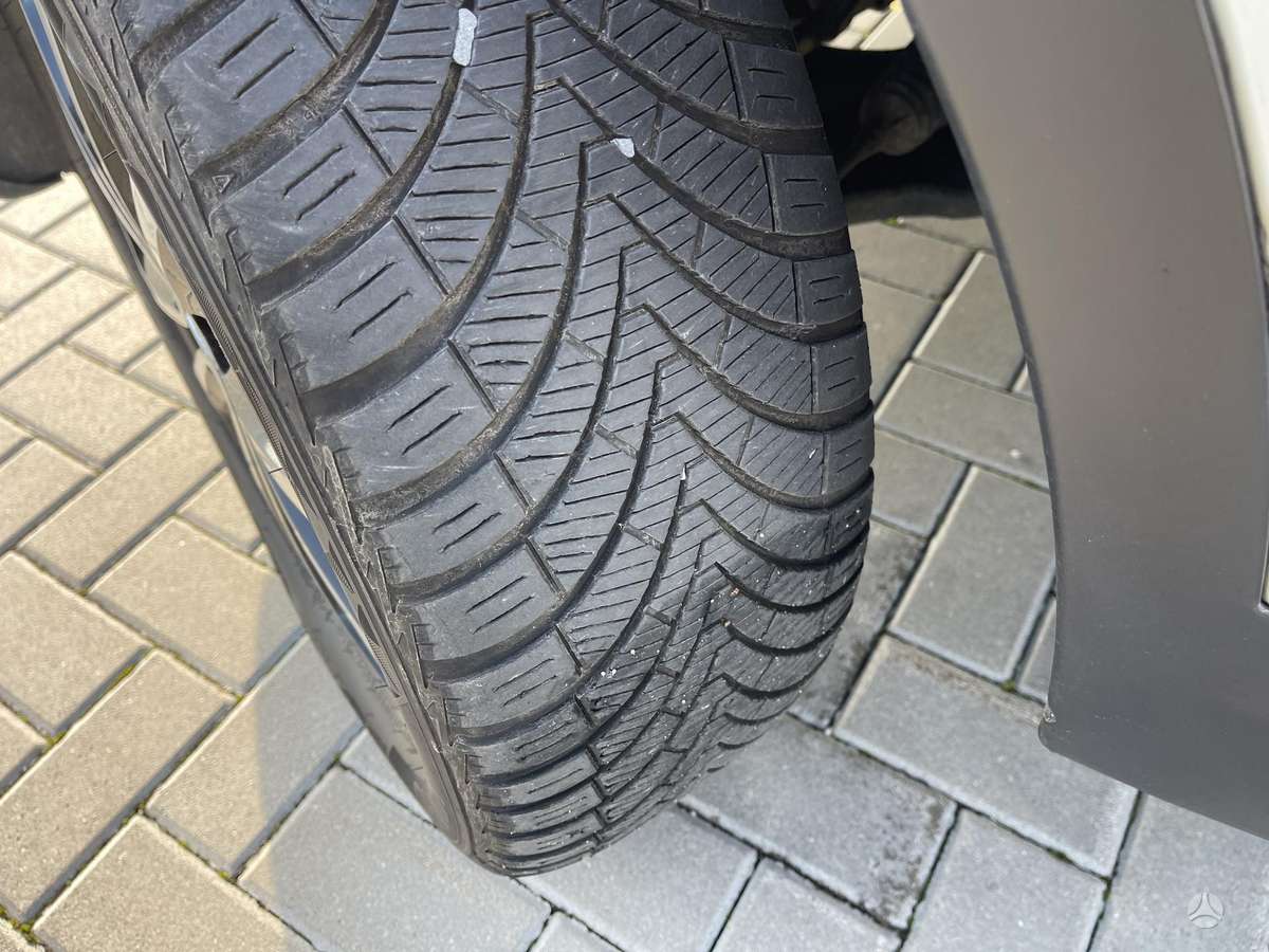 Nissan Qashqai 2013 — photo 13