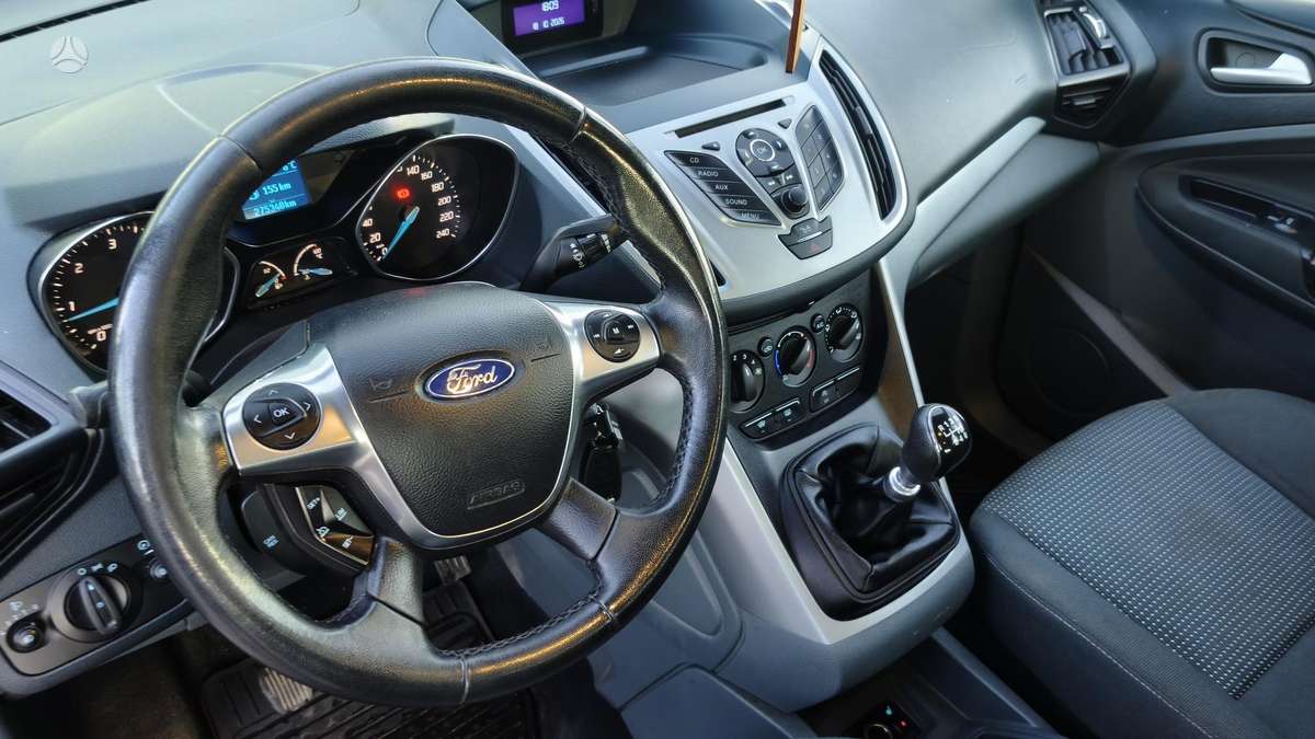 Ford Grand 2012 — photo 15