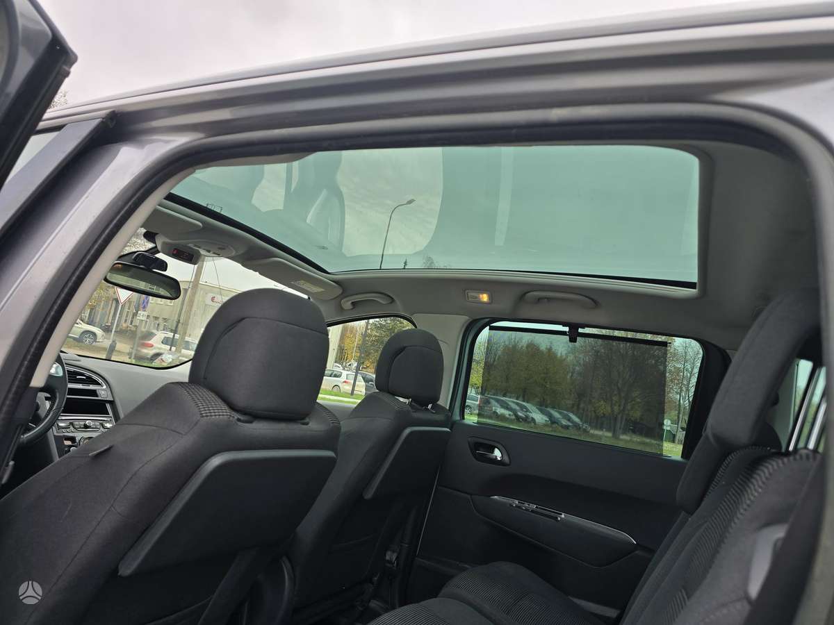 Peugeot 5008 2014 — фото 16