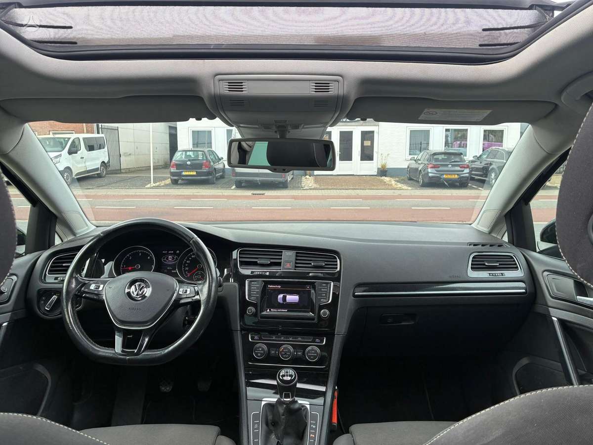 Volkswagen Golf 2013 — photo 16