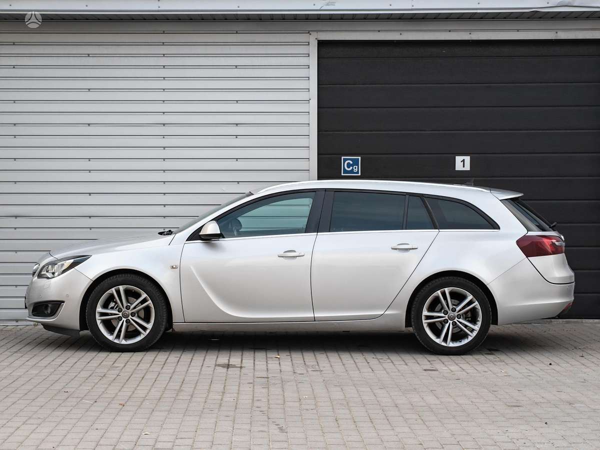 Opel Insignia 2015 — двигун 1956 cm³, 140 HP (103kW)