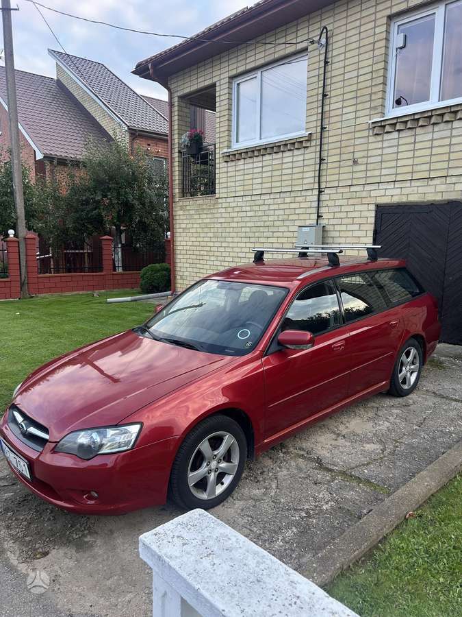 Subaru Legacy, 2004