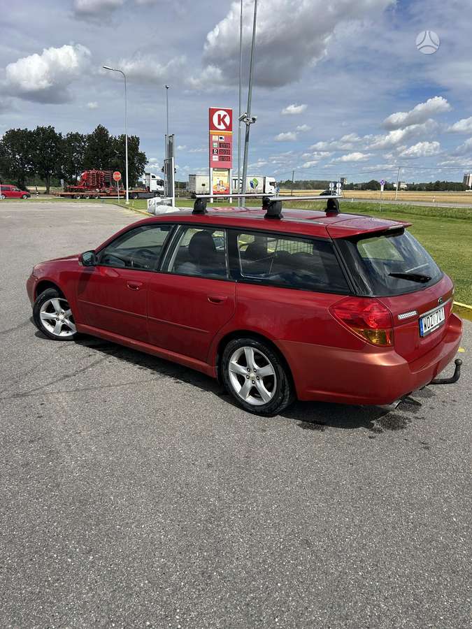 Subaru Legacy 2004 — photo 18