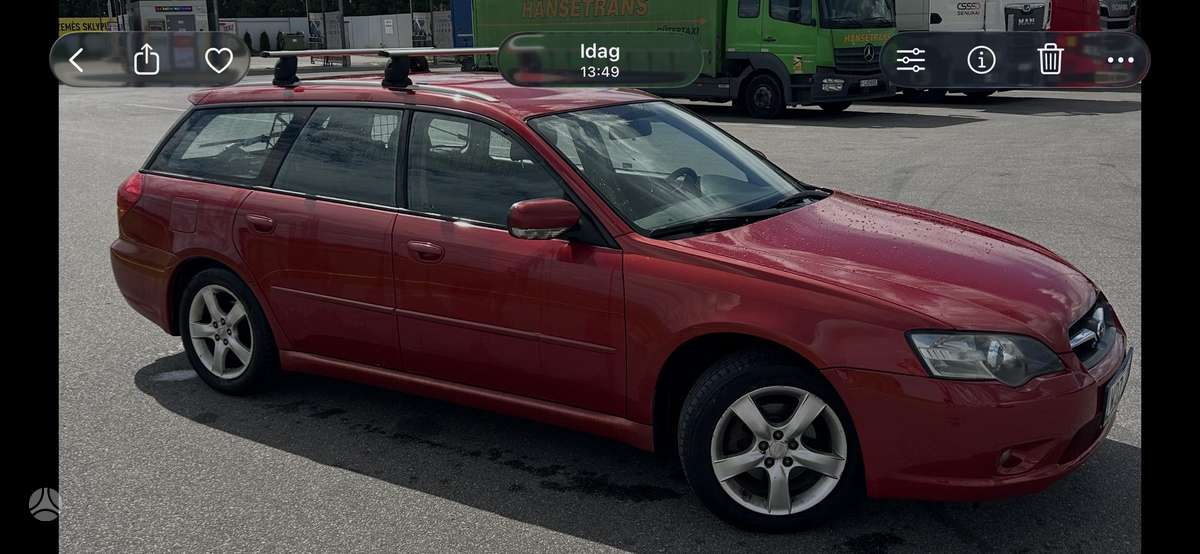 Subaru Legacy 2004 — rear view