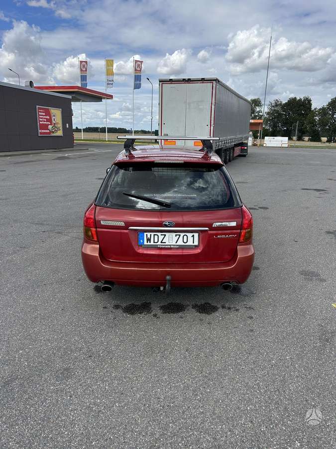 Subaru Legacy 2004 — photo 7