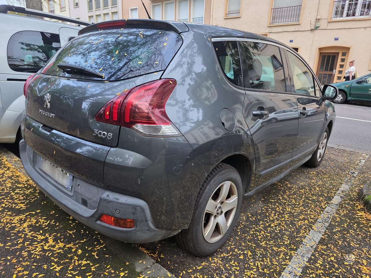 Peugeot 3008 2014 — engine 1560 cm³, 116 HP (85kW)