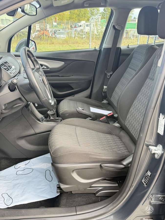 Opel Mokka 2015 — photo 9