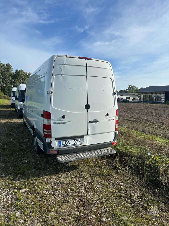 Mercedes-Benz Sprinter 2012 — photo 7