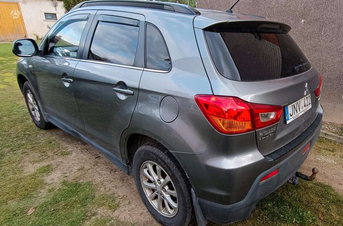 Mitsubishi ASX 2012 — engine 1798 cm³, 150 HP (110kW)