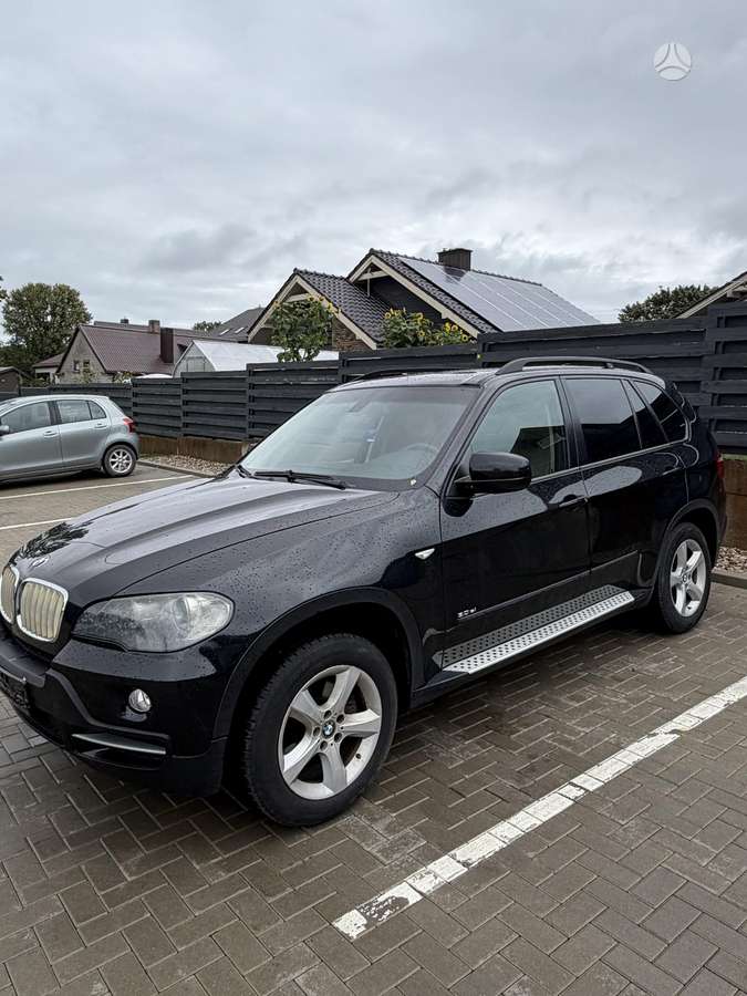 BMW X5 2008 — салон