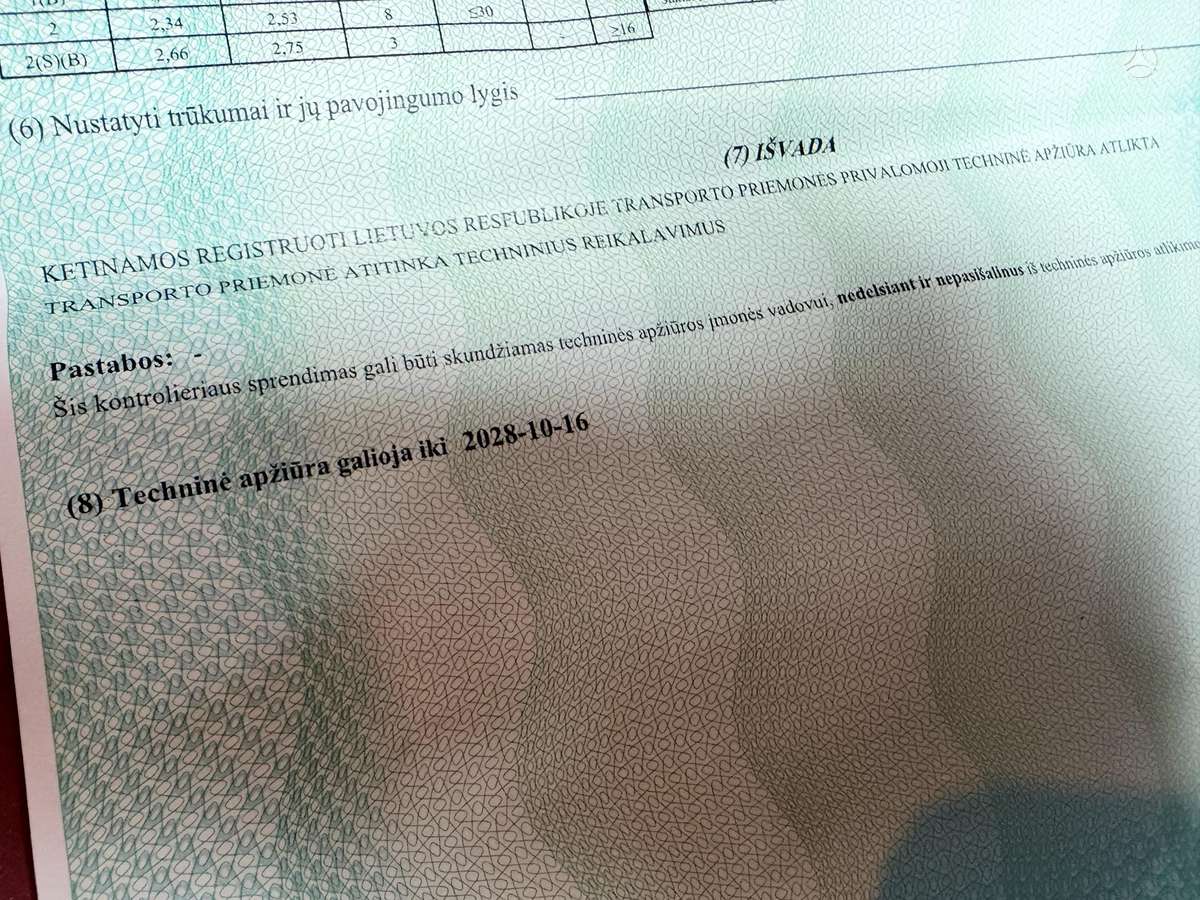 Volvo V60 2013 — photo 35