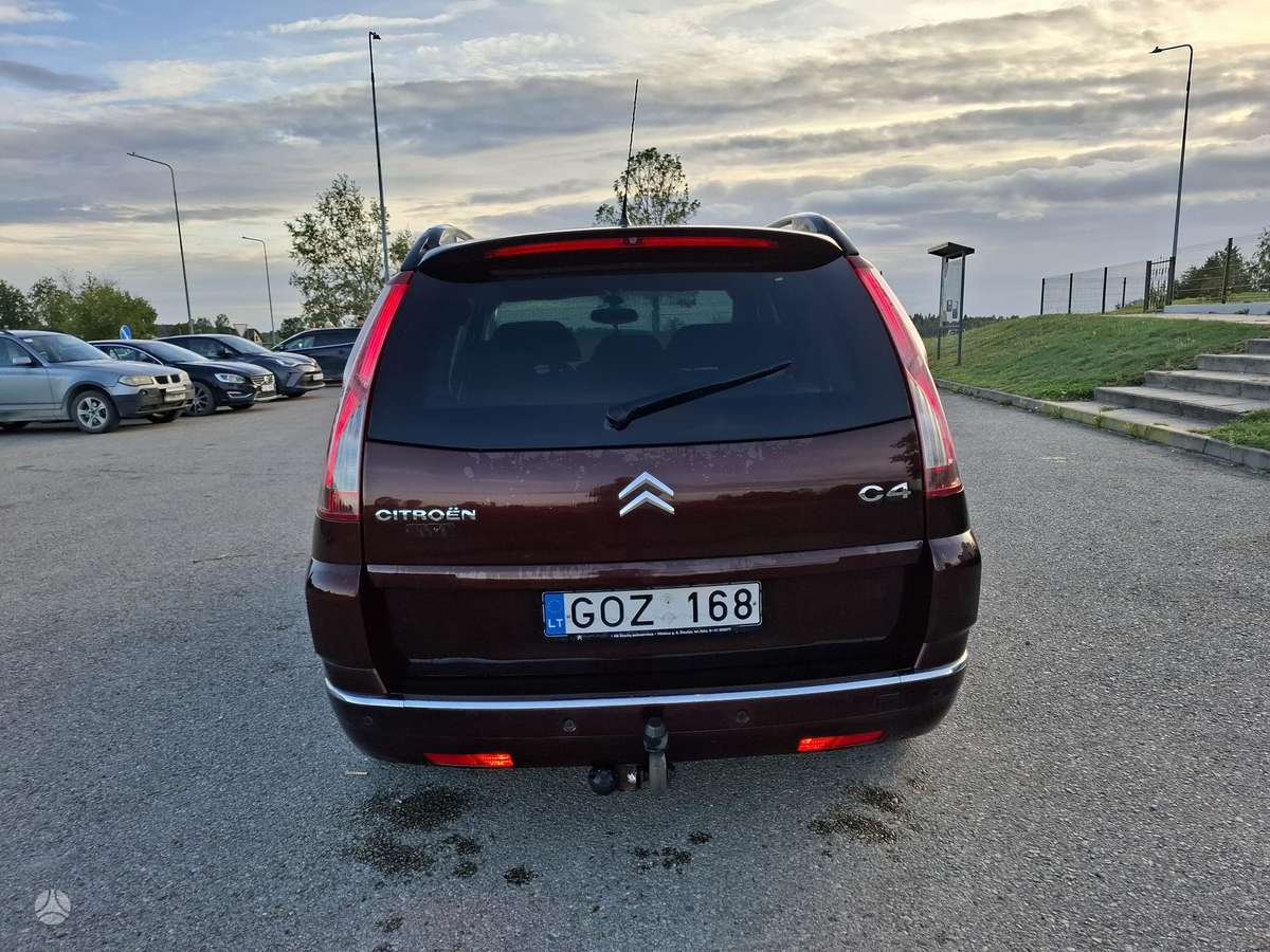 Citroen Grand 2008 — двигун 1997 cm³, 136 HP (100kW)