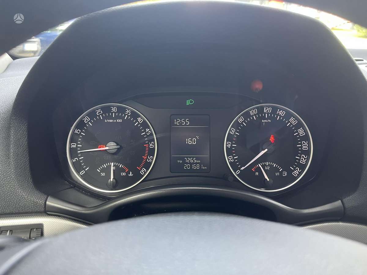 Skoda Octavia 2012 — вигляд ззаду