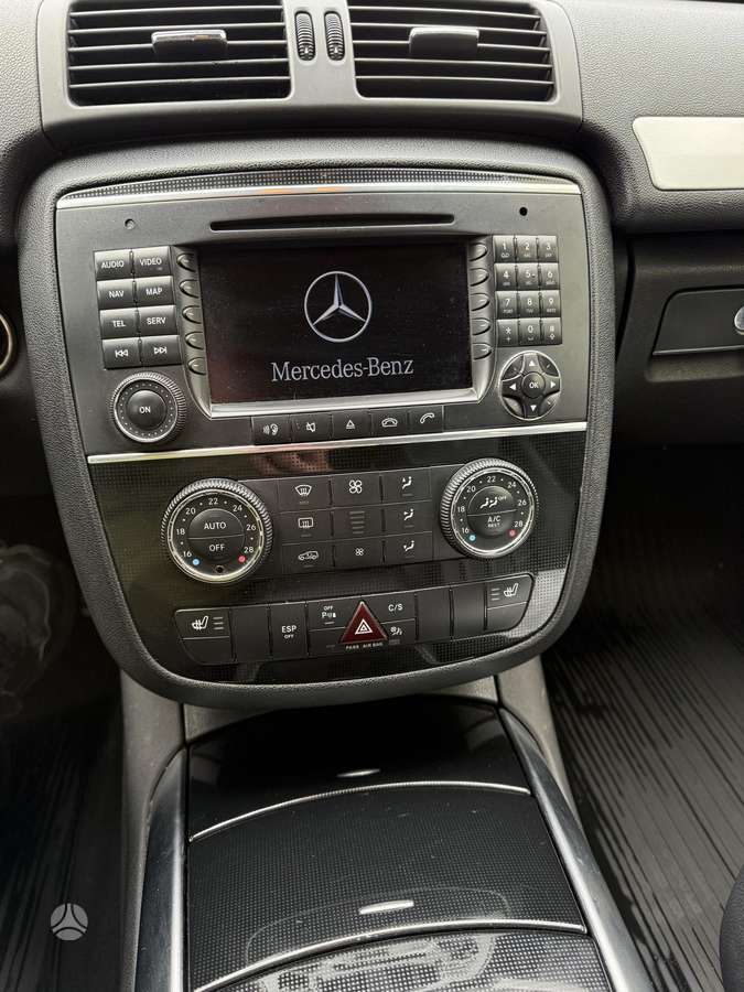 Mercedes-Benz R320 2006 — photo 14