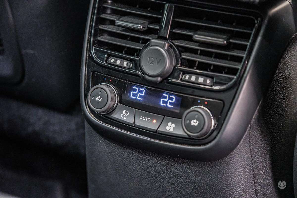 Peugeot 508 2015 — photo 12