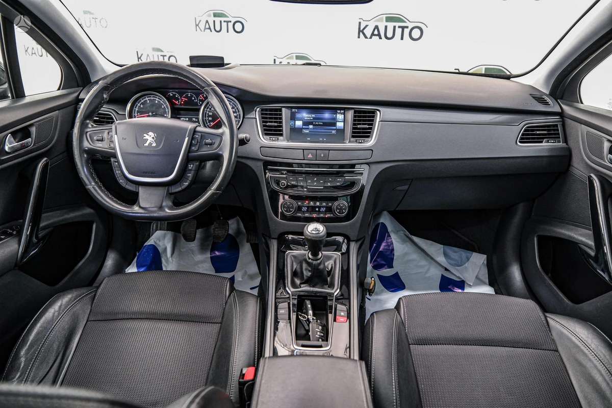 Peugeot 508 2015 — photo 7