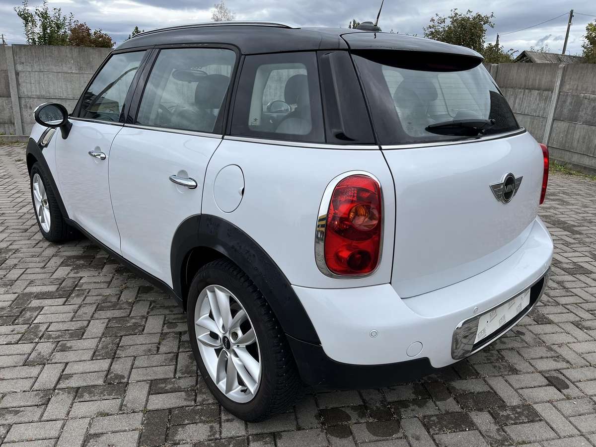 Mini Countryman 2012 — салон