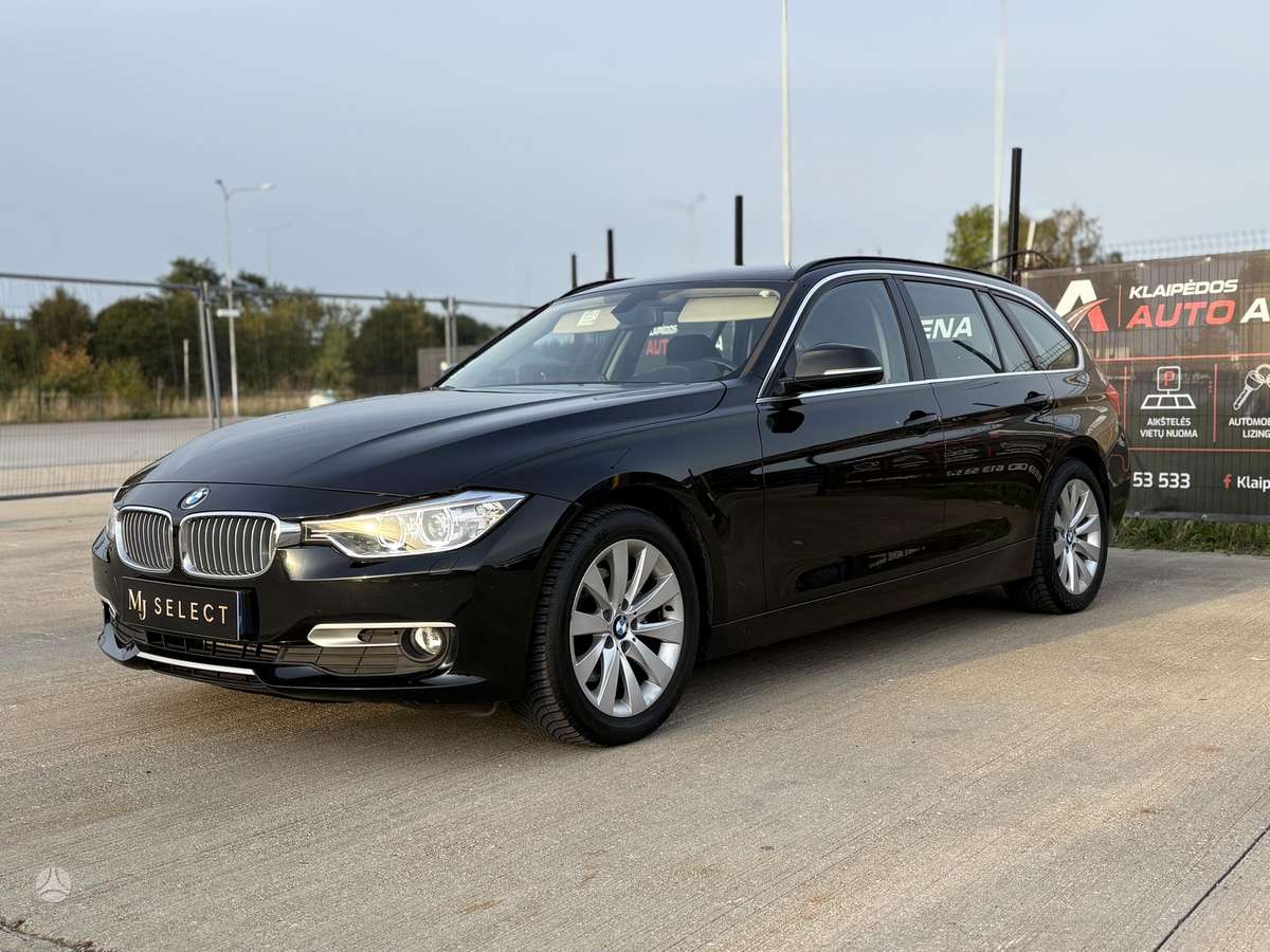 BMW 320 2013 — салон