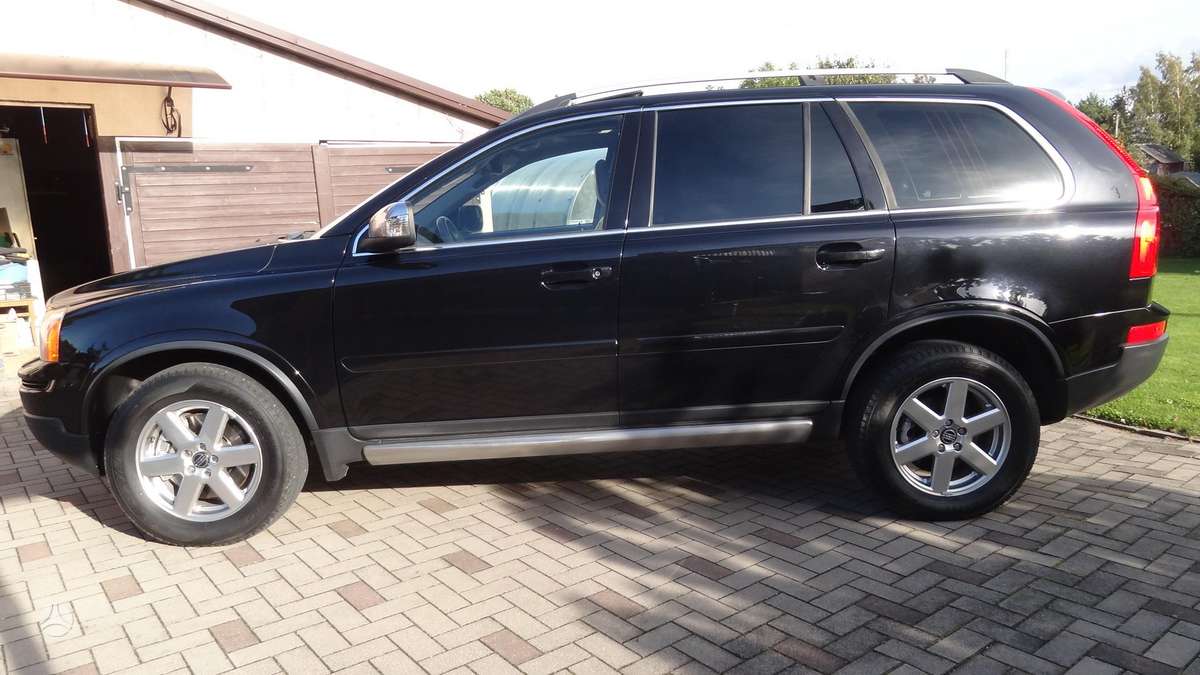 Volvo XC90 2010 — photo 12