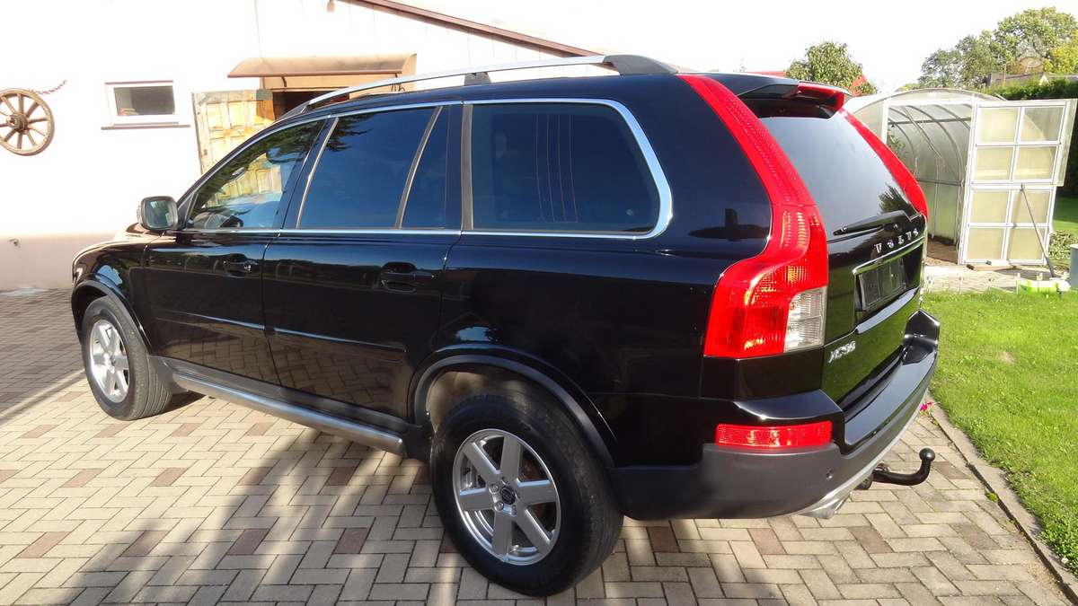Volvo XC90 2010 — photo 13