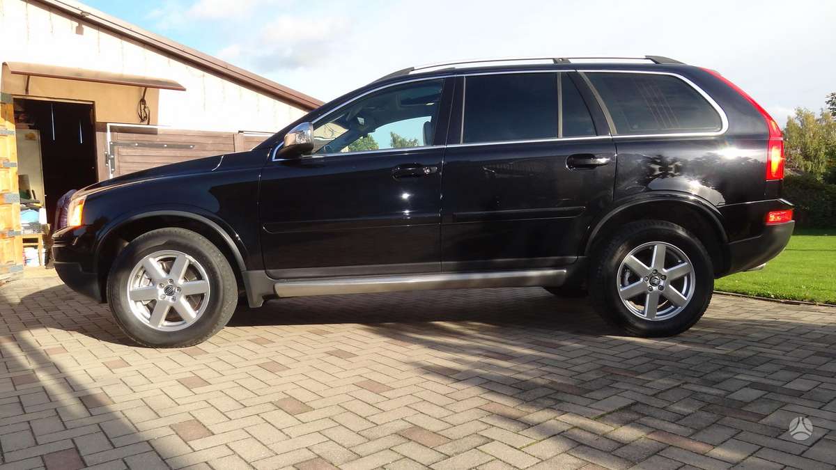 Volvo XC90 2010 — photo 19