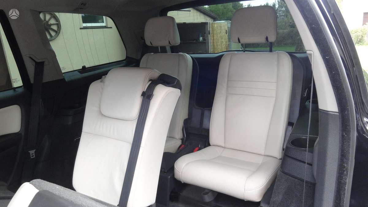 Volvo XC90 2010 — photo 27