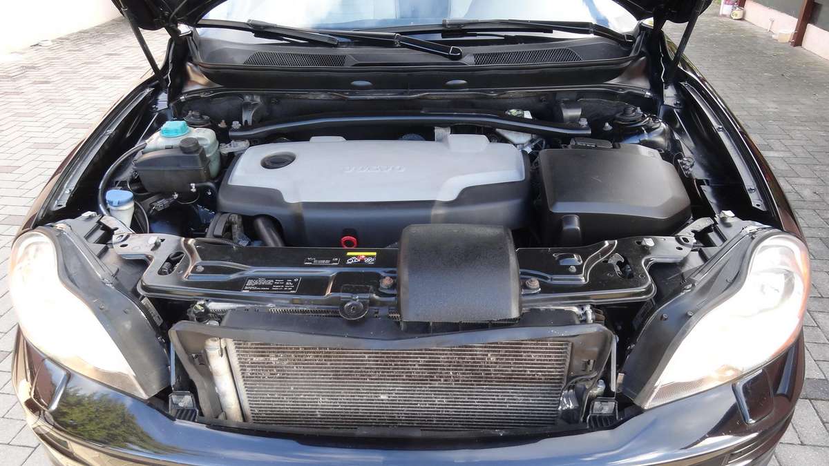 Volvo XC90 2010 — photo 49