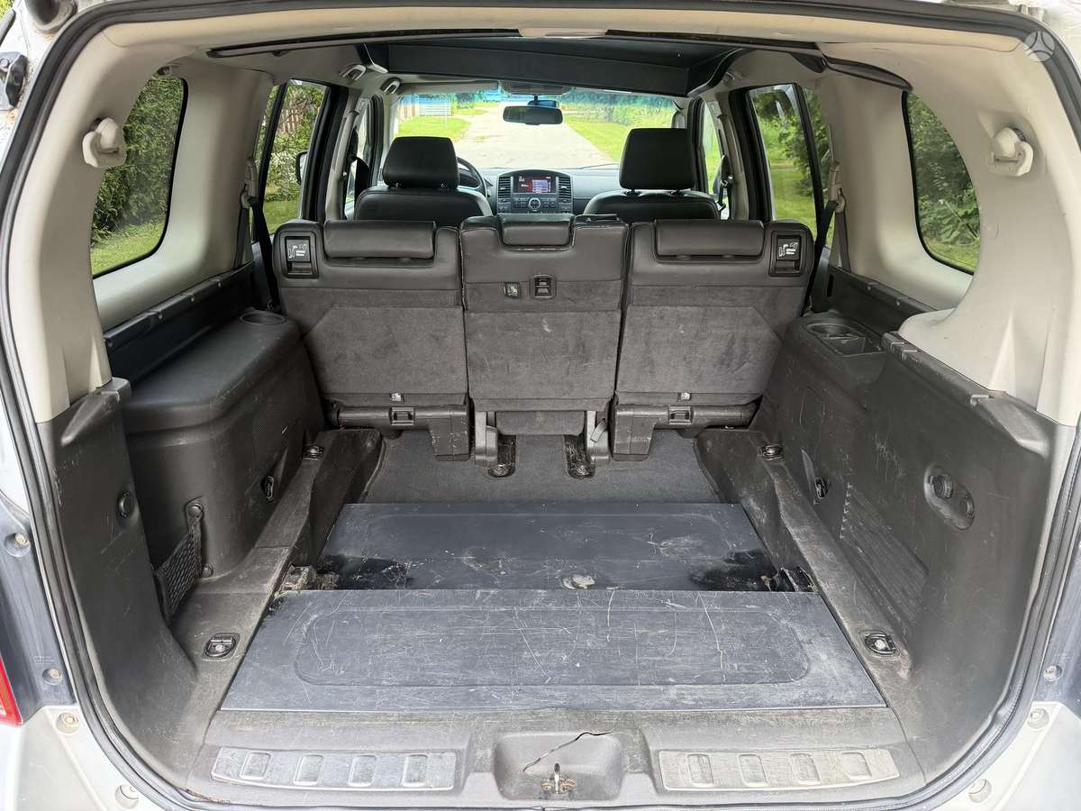 Nissan Pathfinder 2010 — фото 17