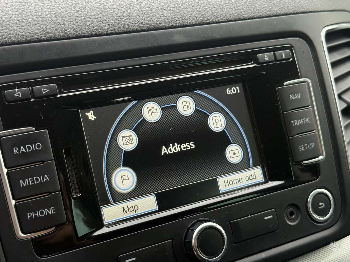 Volkswagen Sharan 2013 — photo 12