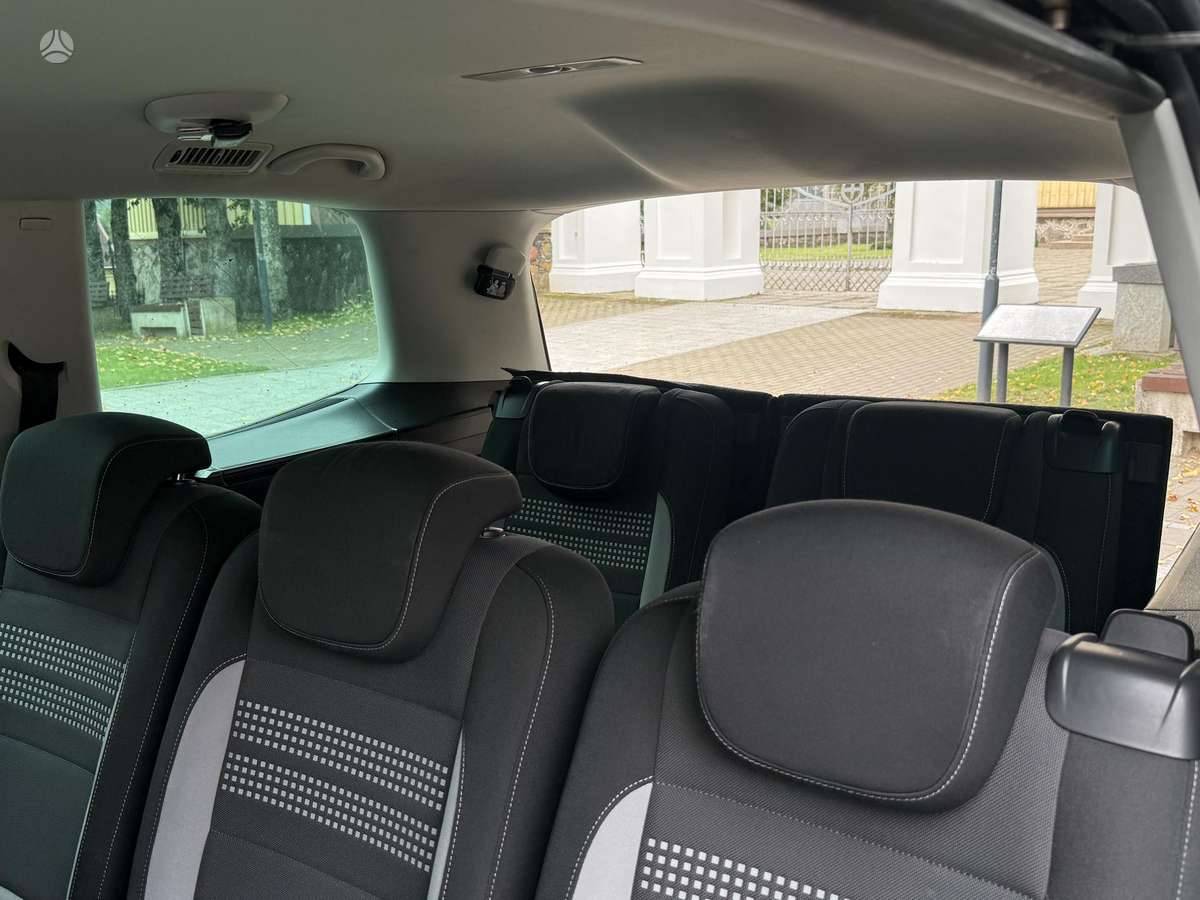 Volkswagen Sharan 2013 — photo 20