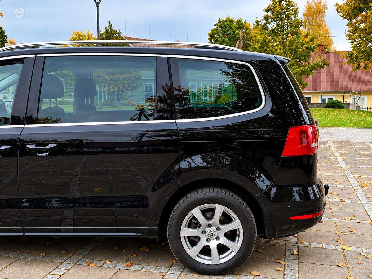 Volkswagen Sharan 2013 — photo 6