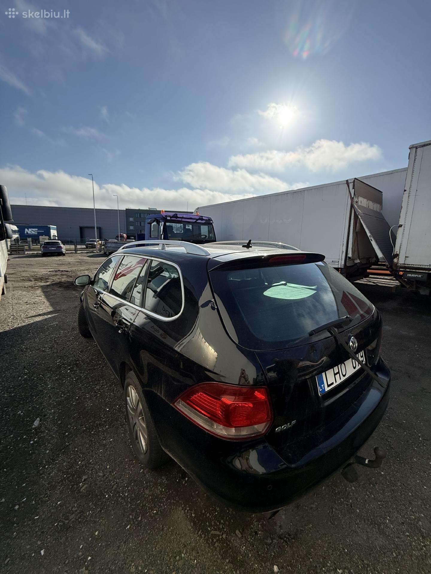 Volkswagen Golf 2010 — engine 1600 cm³, 105 HP (77kW)