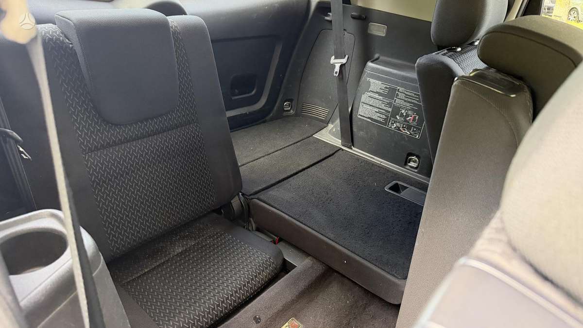 Toyota Corolla 2009 — photo 24