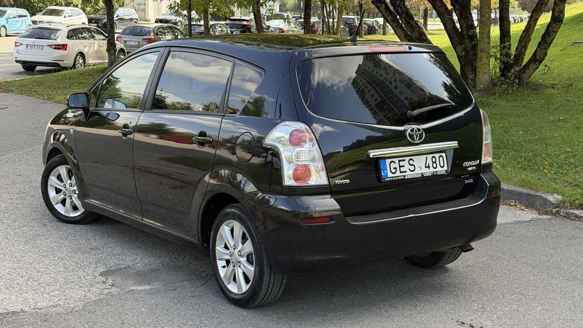 Toyota Corolla 2009 — photo 5