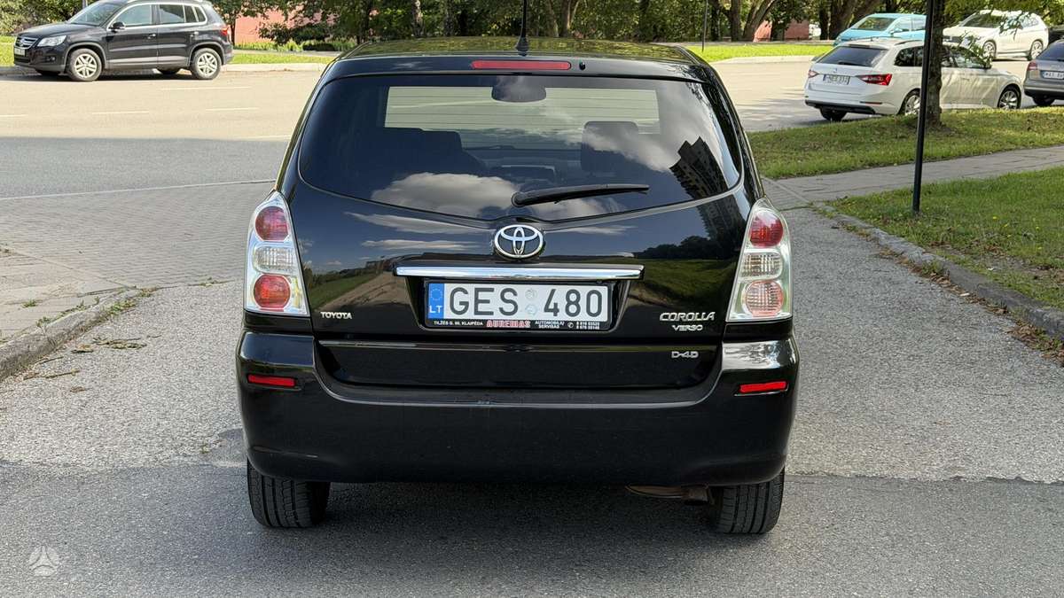 Toyota Corolla 2009 — photo 6