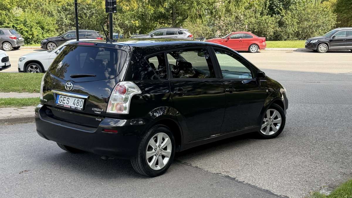Toyota Corolla 2009 — photo 8