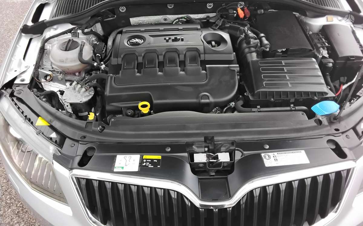 Skoda Octavia 2014 — фото 20