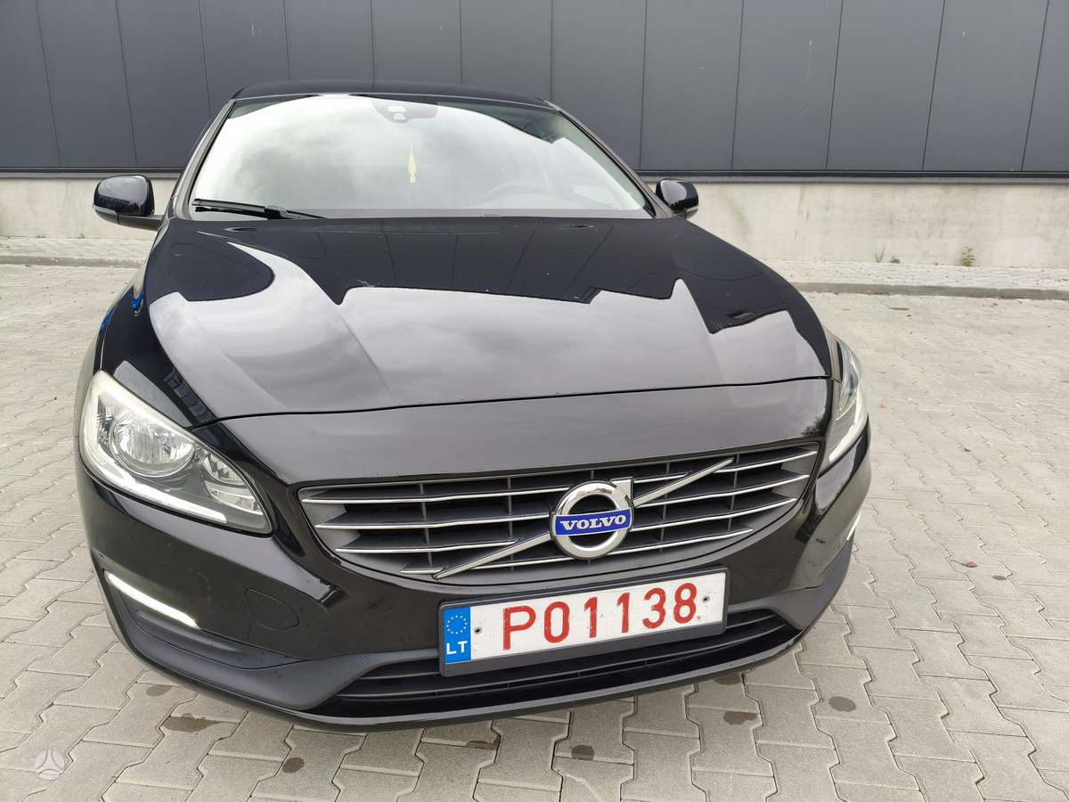 Volvo V60 2015 — engine 2400 cm³, 280 HP (206kW)