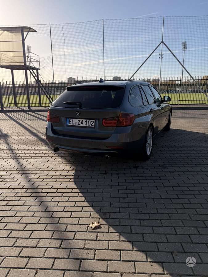 BMW 318 2013 — photo 8