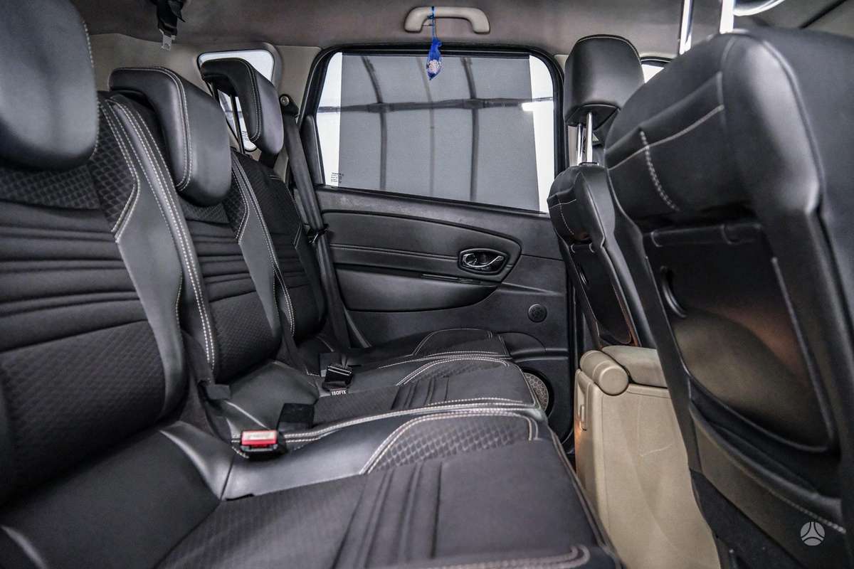 Renault Scenic 2011 — photo 10