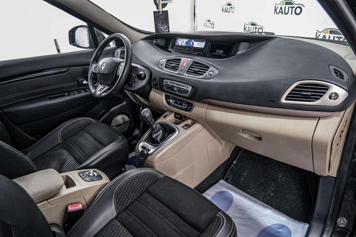 Renault Scenic 2011 — photo 11